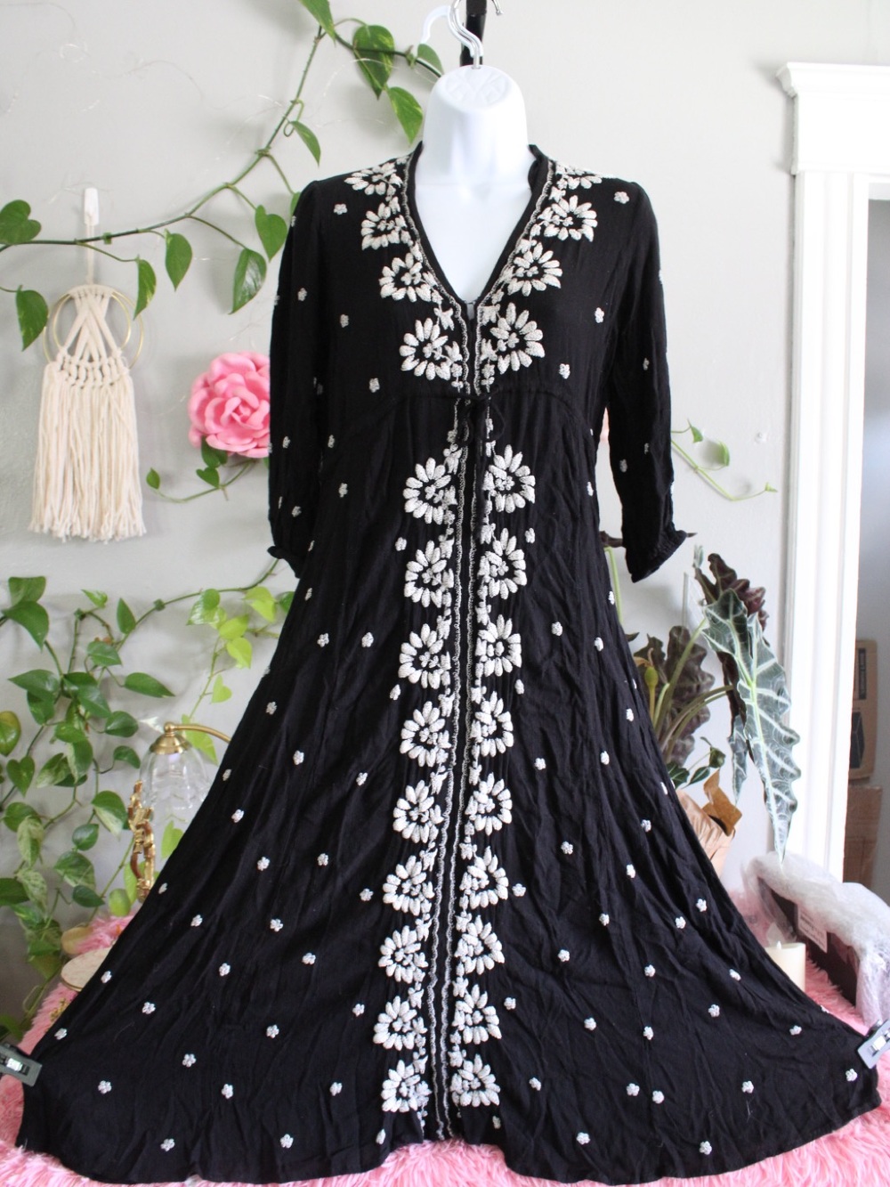 Free People XS/S Black White Floral Embroidered Boho Midi Dress